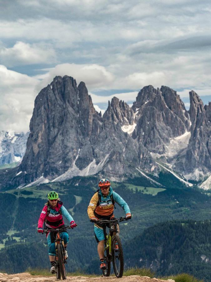 Kedul Lodge Santa Cristina Val Gardena 外观 照片