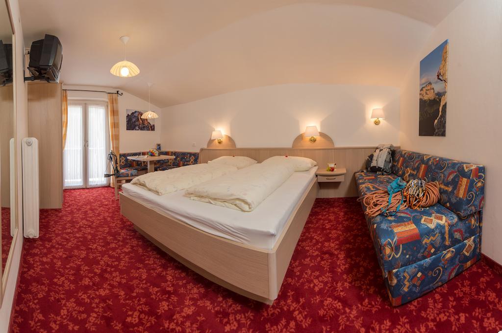 Kedul Lodge Santa Cristina Val Gardena 客房 照片